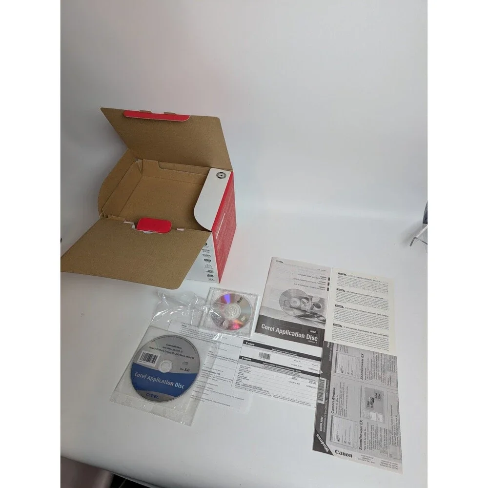 Canon DC330 DVD Camcorder Kit NTSC MegaPixel DIGIC DV II Carrying Case New